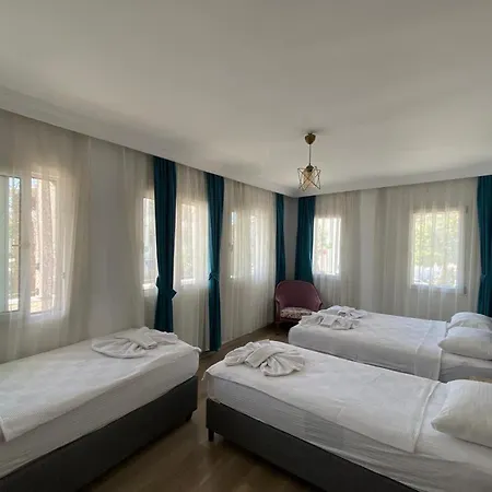 Guelhan City 3* 닷차